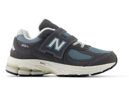 New Balance 2002 Alternative Closure Sneakers Magnet Online